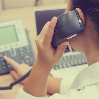 Business phone systems – Types and top features